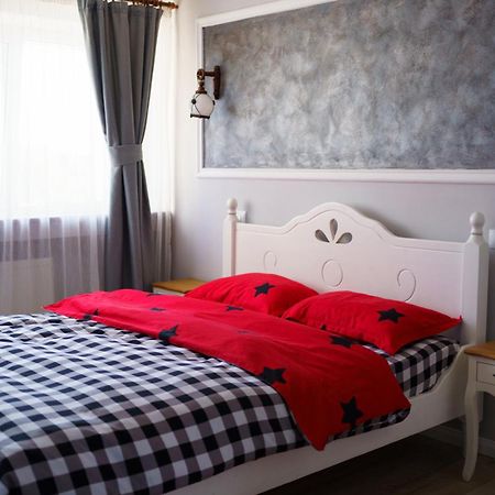Pasiro Aparthotel Alba Iulia Exterior foto